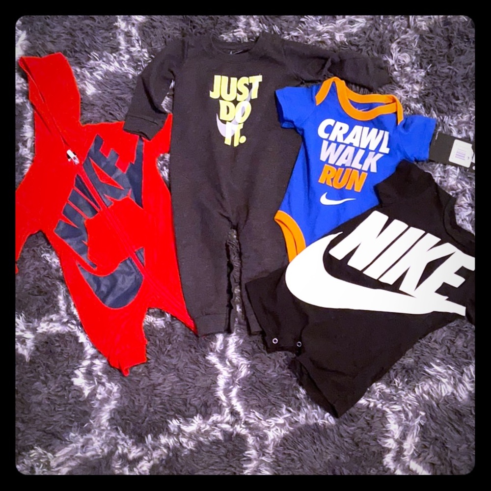 Nike infant clothes